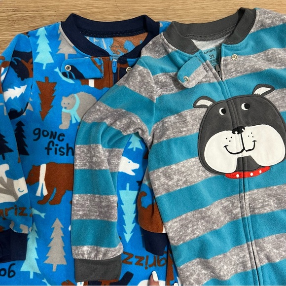 Carter’s 2T & 3T Footie One Piece Pajamas - Picture 2 of 4